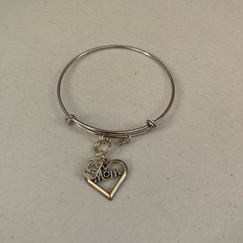 You are love Mom Heart Charm Bracelet New